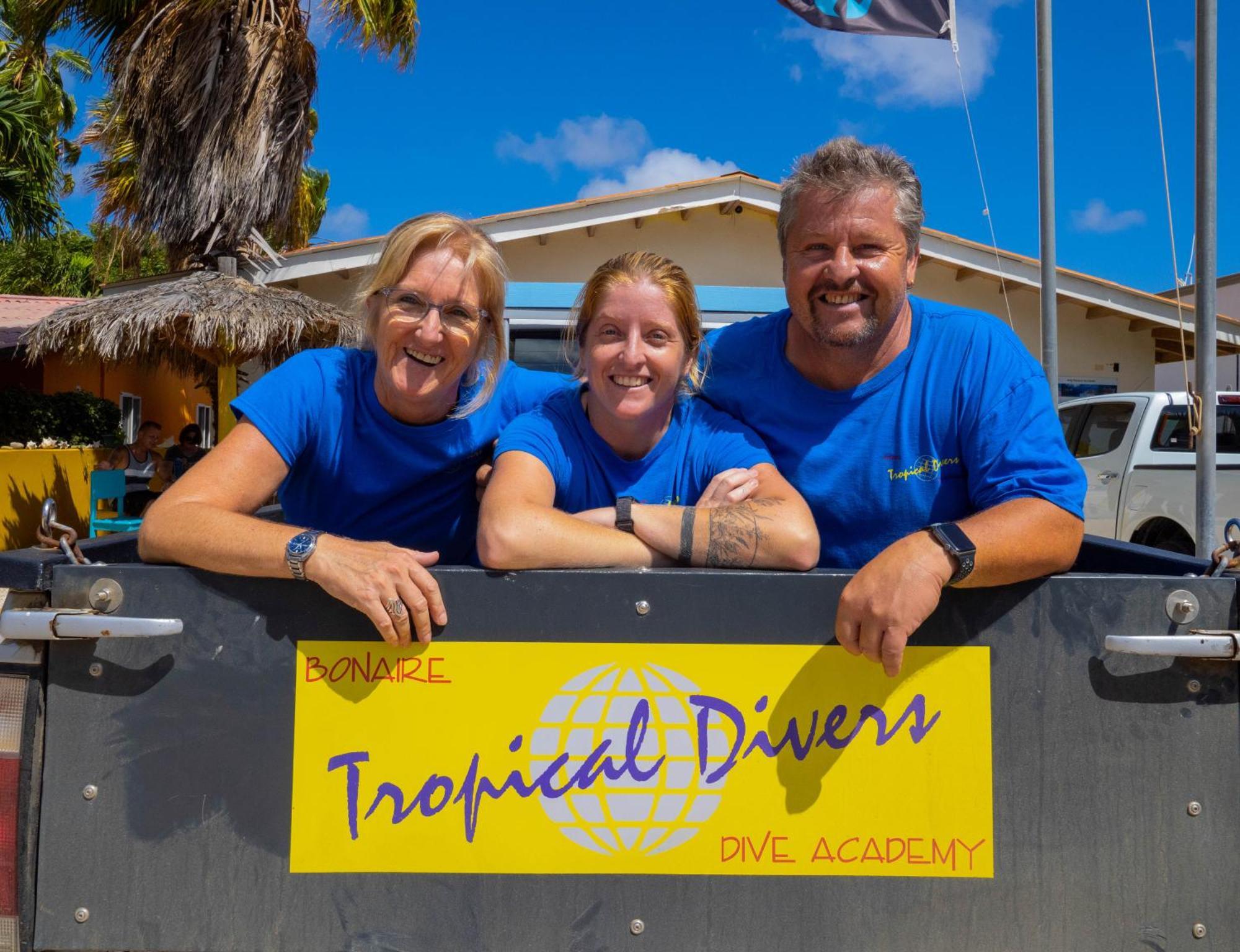 קרלנדיק Tropical Divers Resort מראה חיצוני תמונה